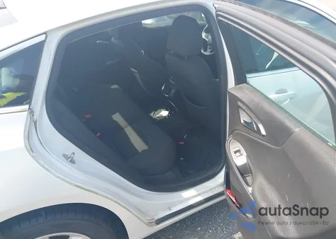 2016 Chevrolet Malibu 1Lt from USA, damaged, VIN 1G1ZE5ST2GF189599